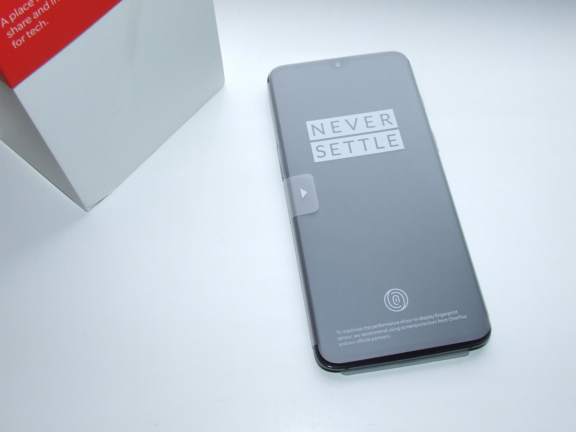 

Смартфон OnePlus 7 6/128Gb EU Mirror Gray