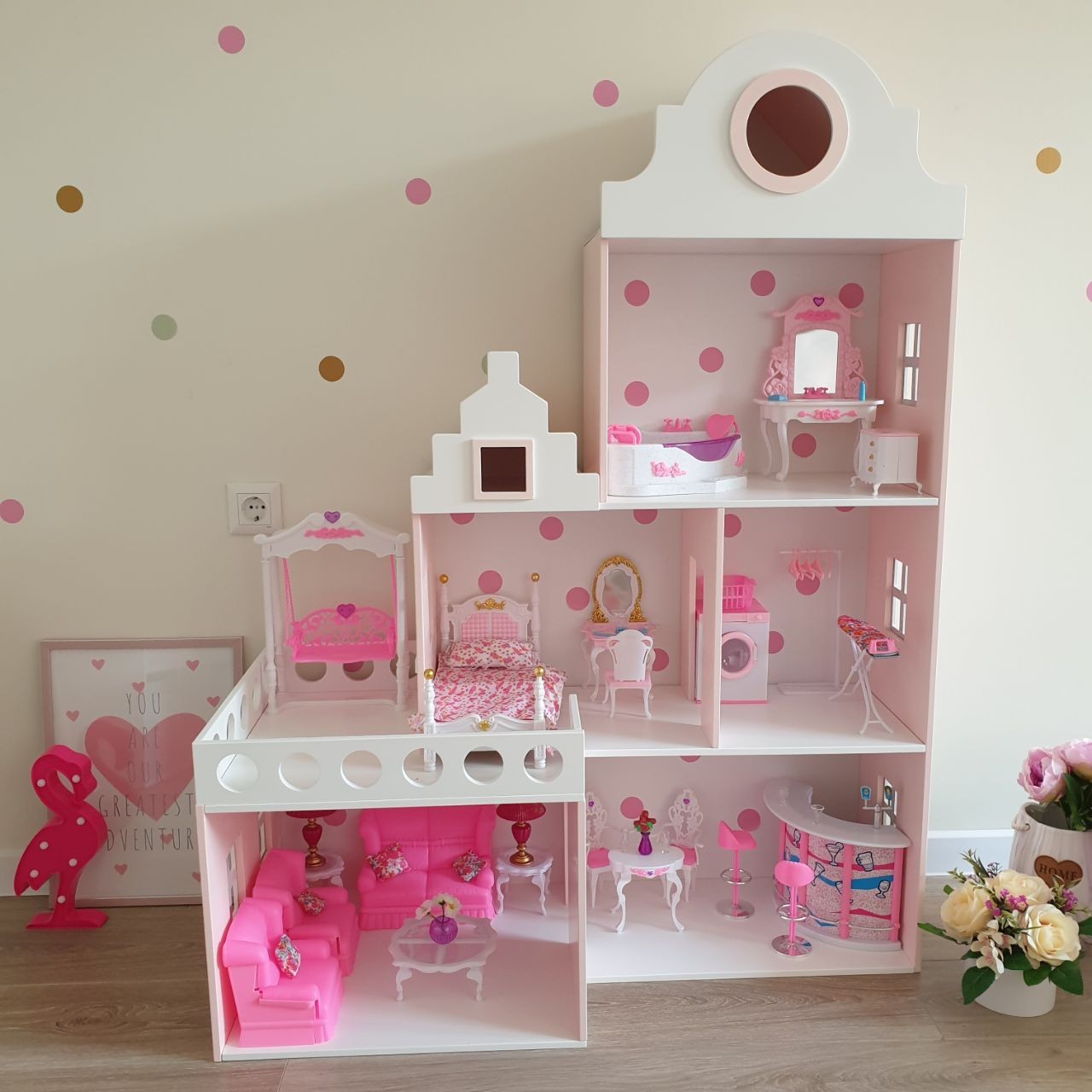 

Домик для куклы без мебели Scandic Kid Цвет розовый и белый