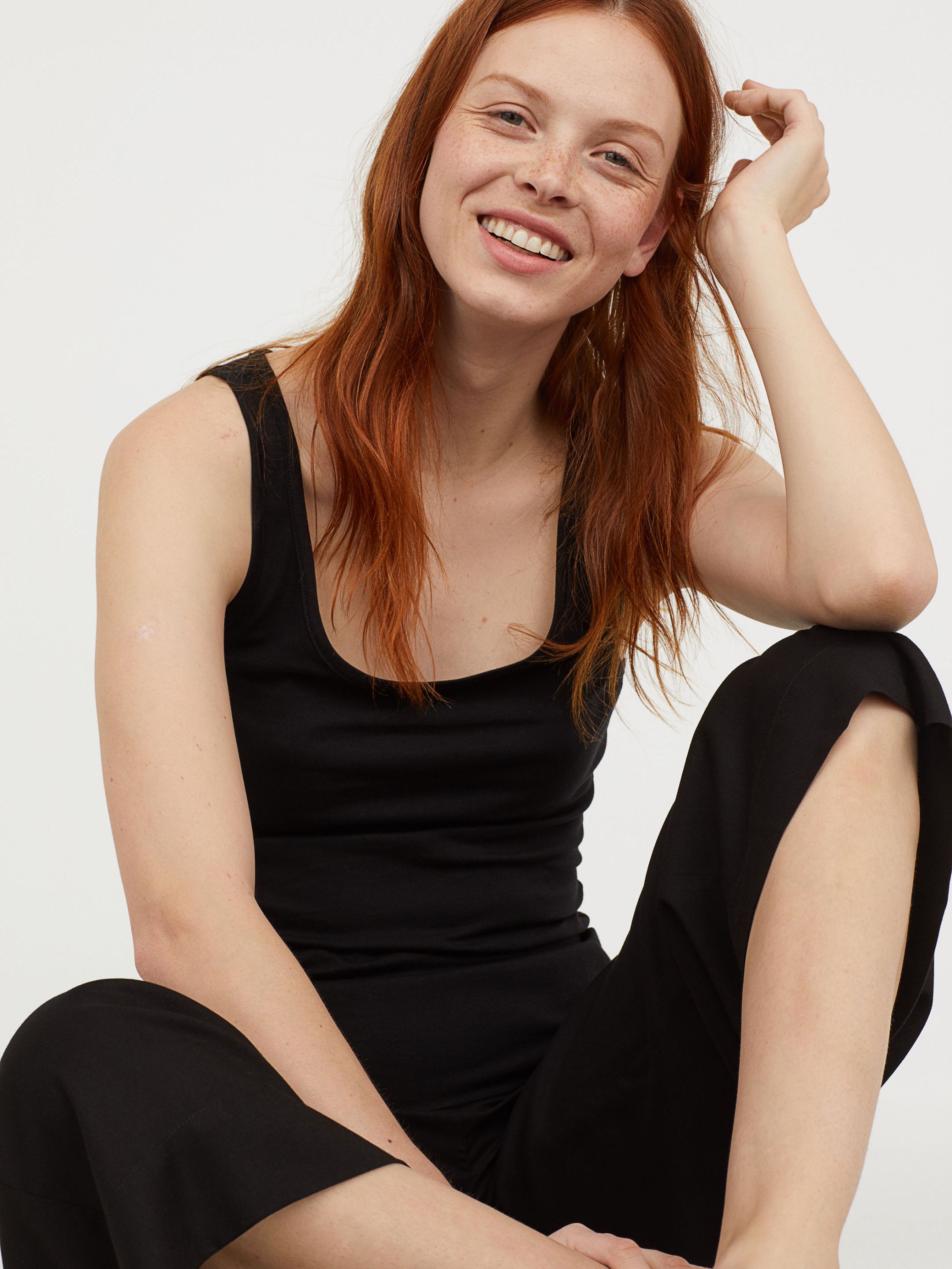 

Майка H&M 5653797-AAAD L Черная