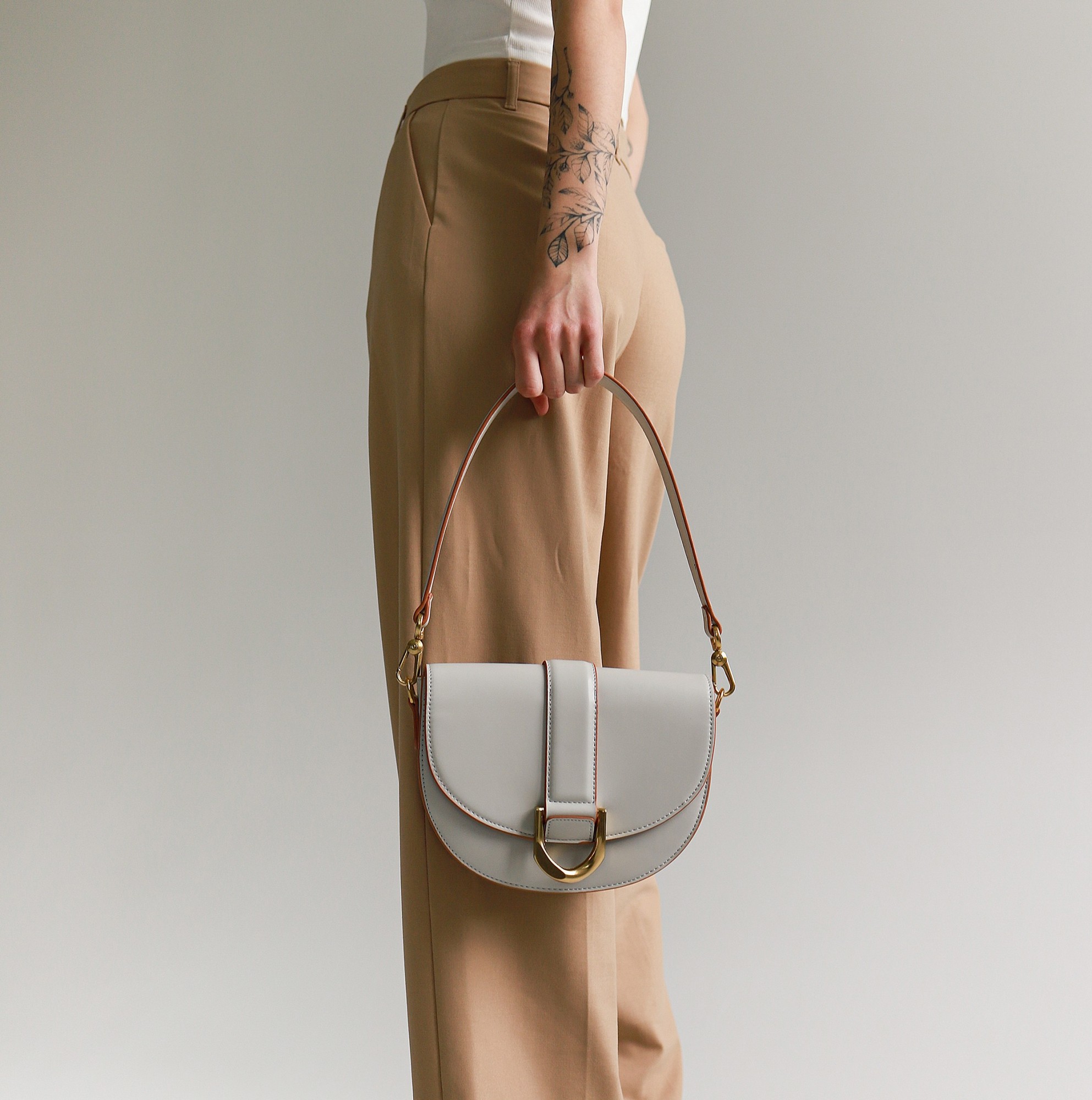 

Женская сумка Bagsmini Moon Bag Gray Серая