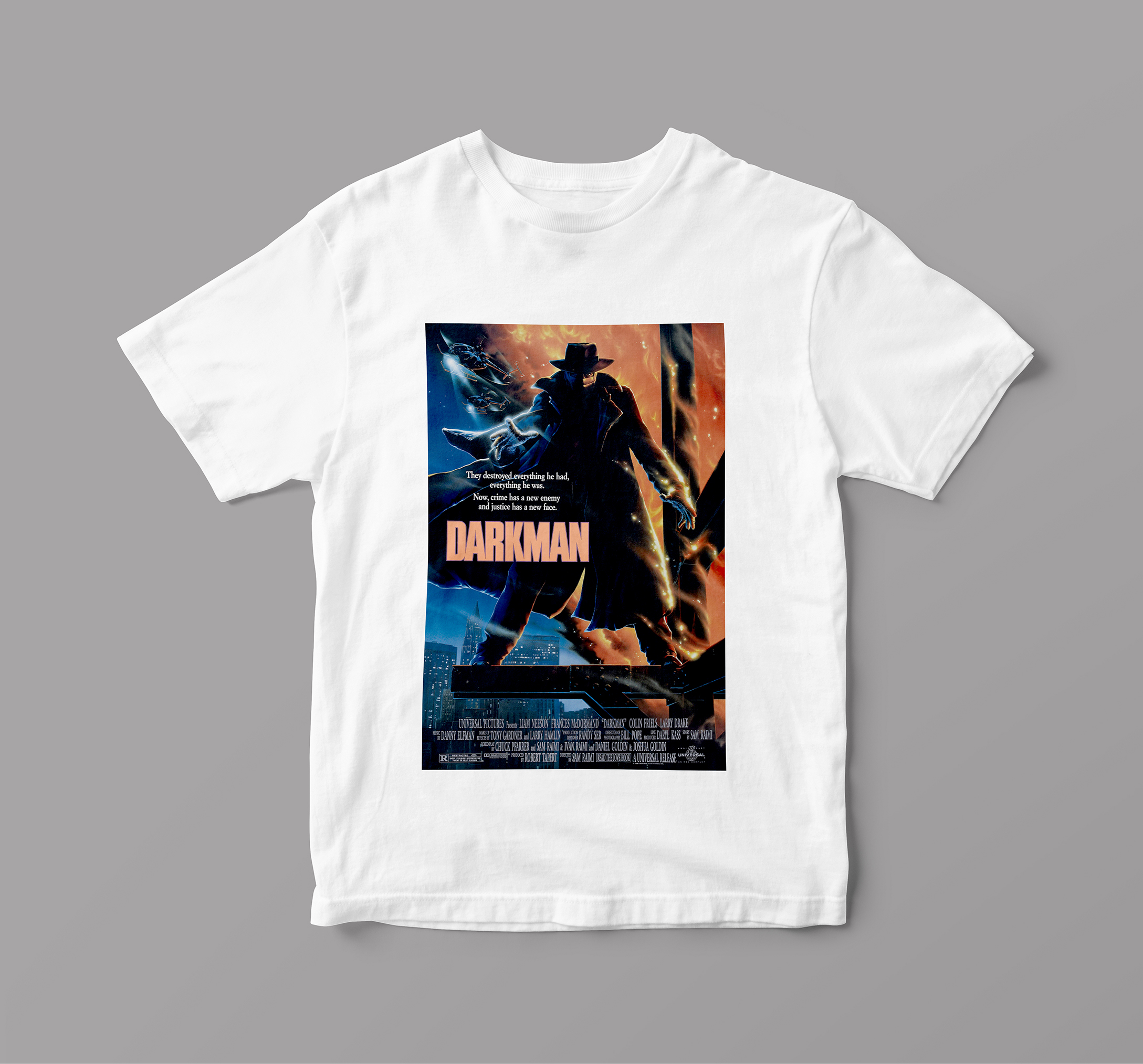 

Футболка Artel FMan «Человек тьмы», 1990. Режиссёр Сэм Рэйми S