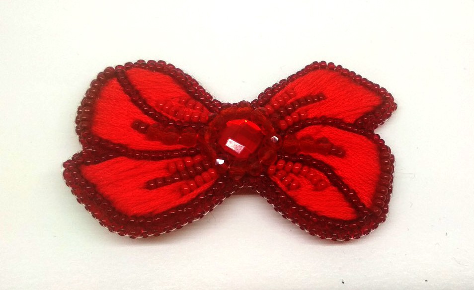 

Брошь из бисера и вышивки HandMade красный бант 7 см Красная