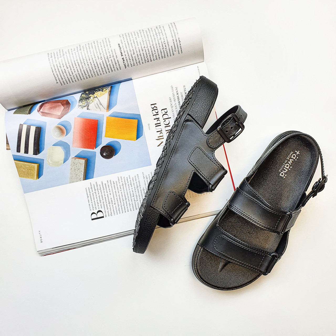 

Резиновые пляжные женские сандали черные Fashion L-1 36