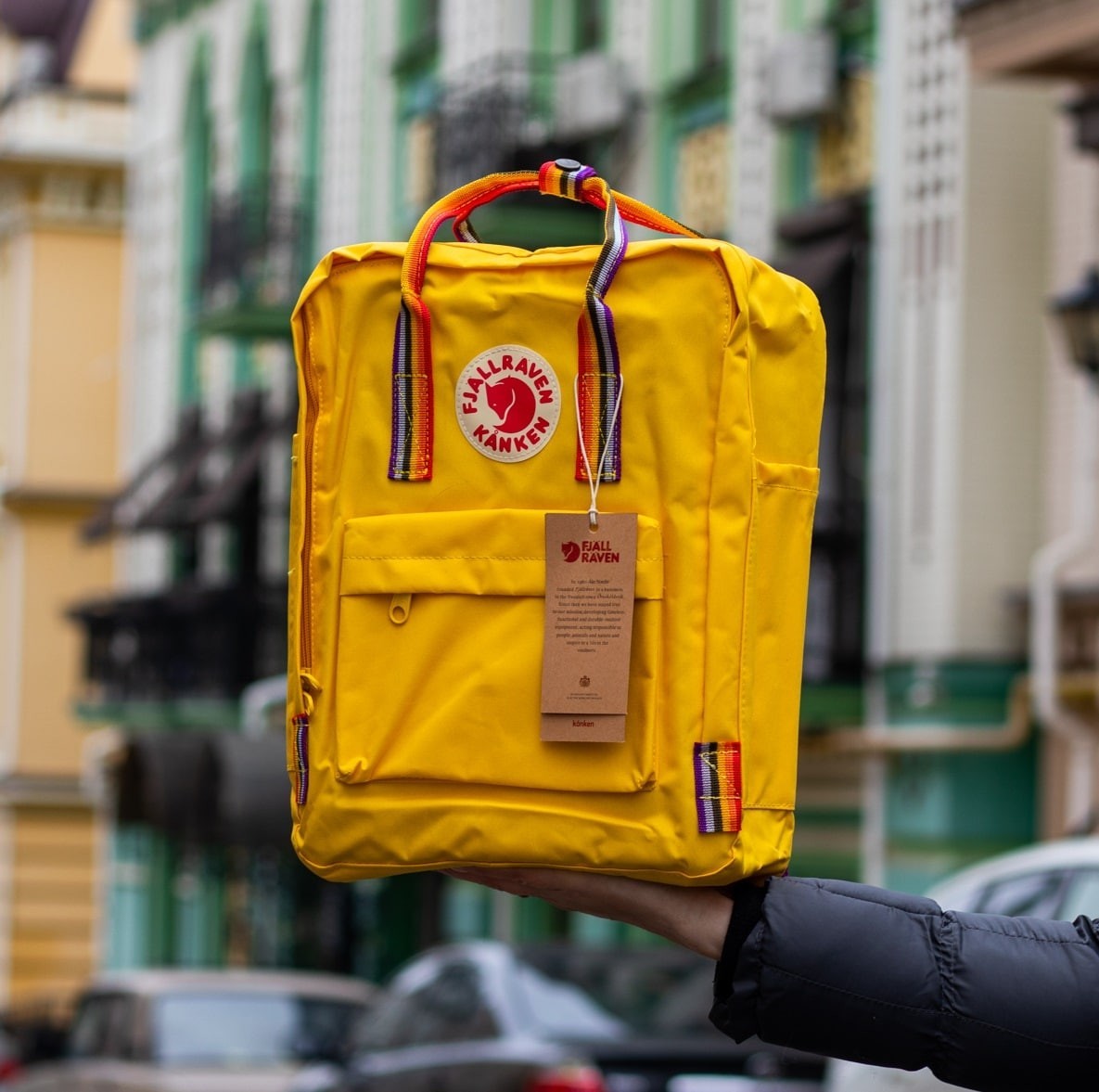 

Молодежный рюкзак Fjallraven Kanken Rainbow Warm Yellow F23510.21 жёлтый