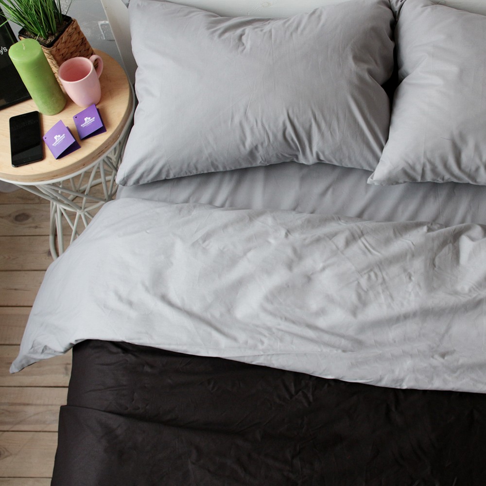 

Комплект постельного белья Хлопковые традиции Семейный Чёрный/тёмно-серый PF046