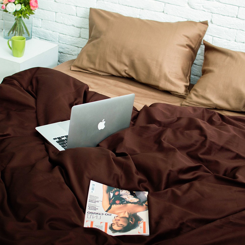 

Комплект постельного белья Хлопковые традиции Семейный золотистый капучино/шоколад SE010