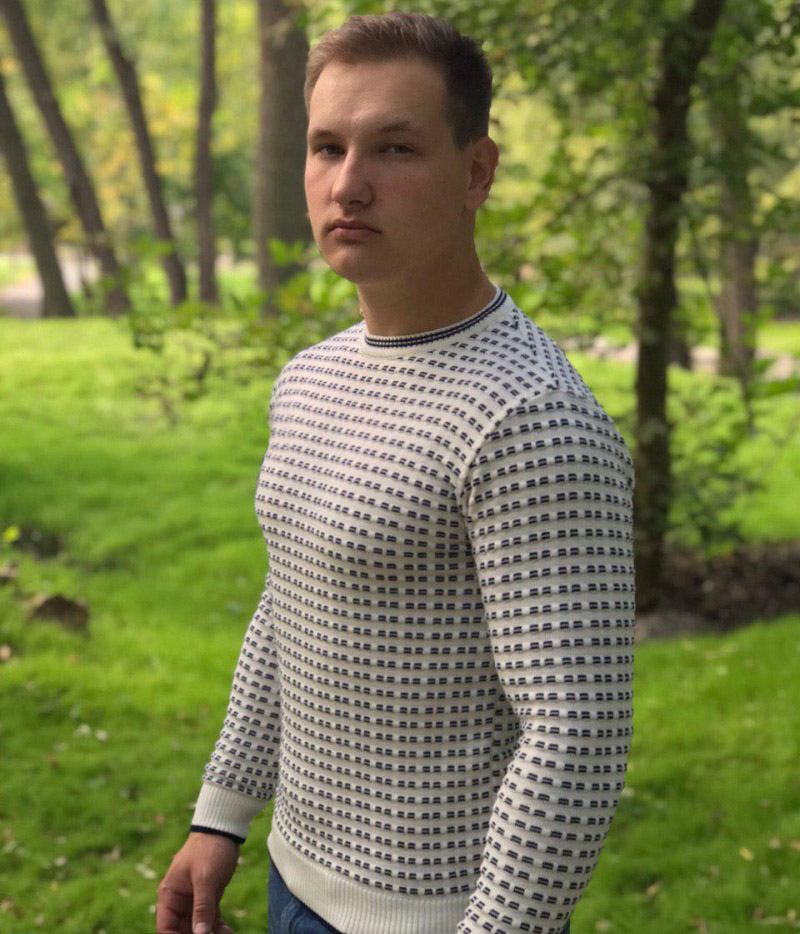 

Fashions • Свитер Roman Fashions M молоко (2786)