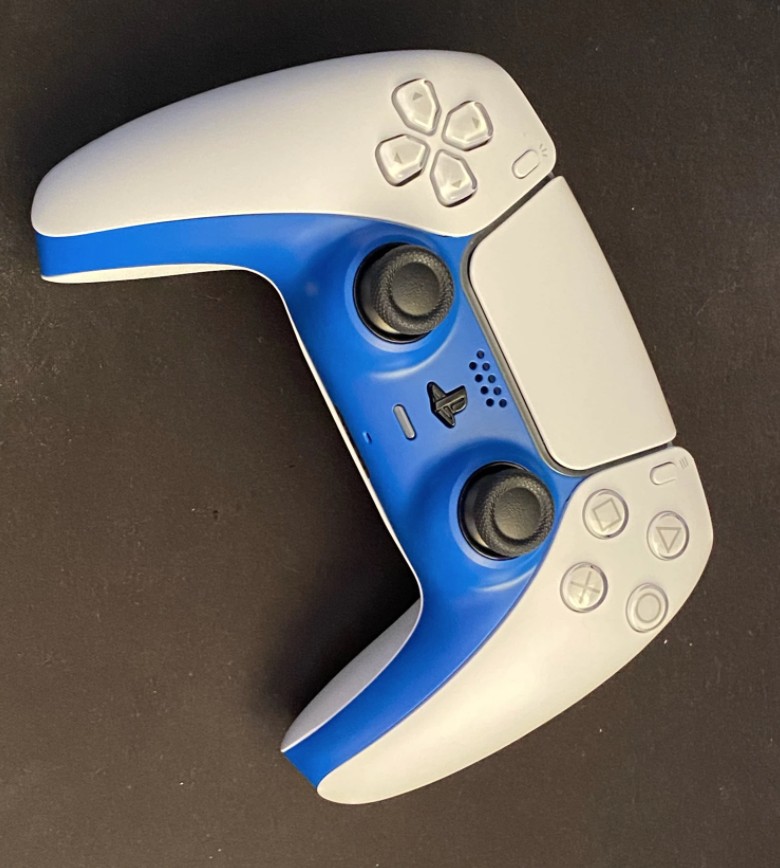 

Декоративная пластиковая вставка JCD для DualSense контроллера PS5 Blue
