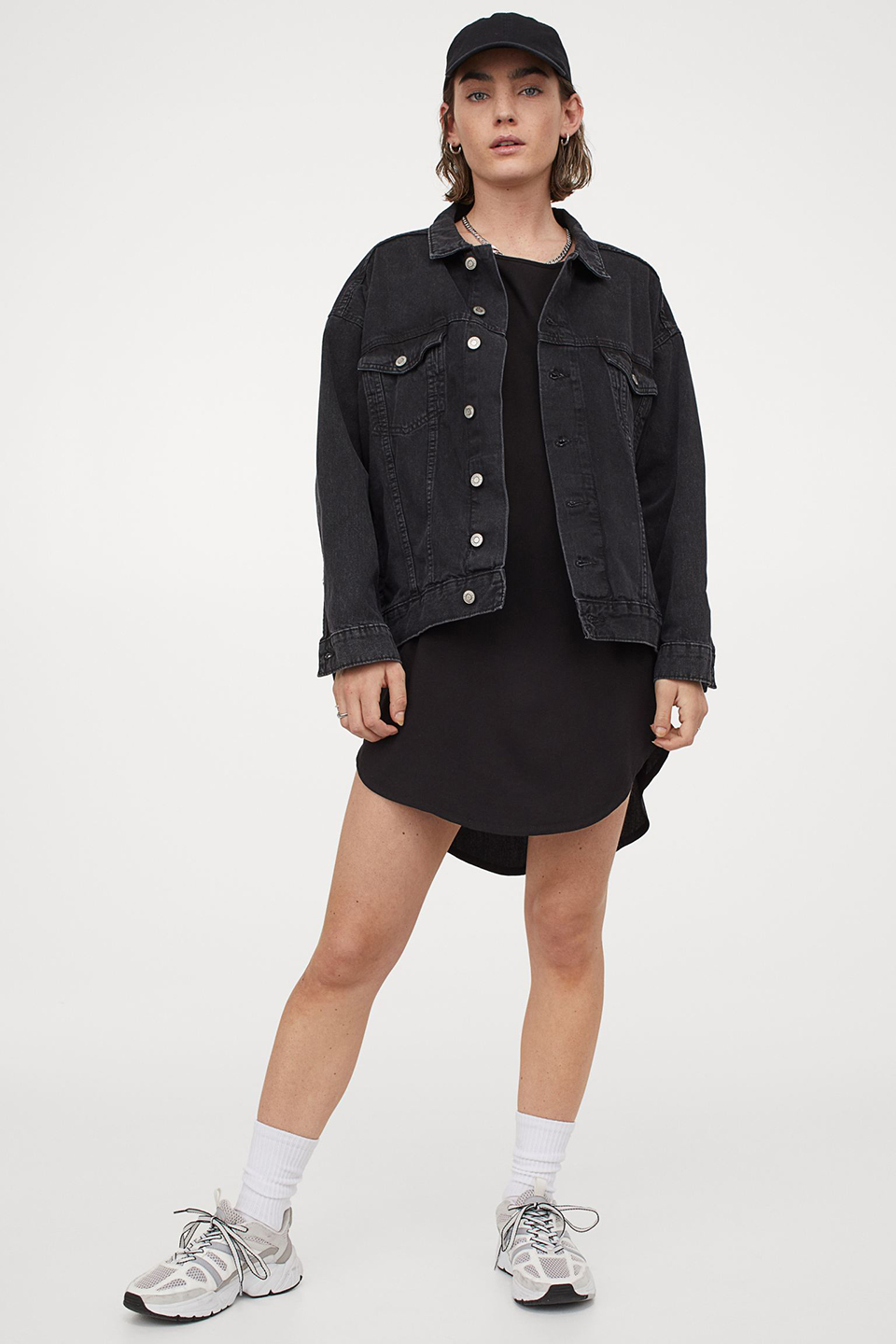 

Платье H&M 843687005b04  Черное, Платье H&M 843687005b04 36 Черное