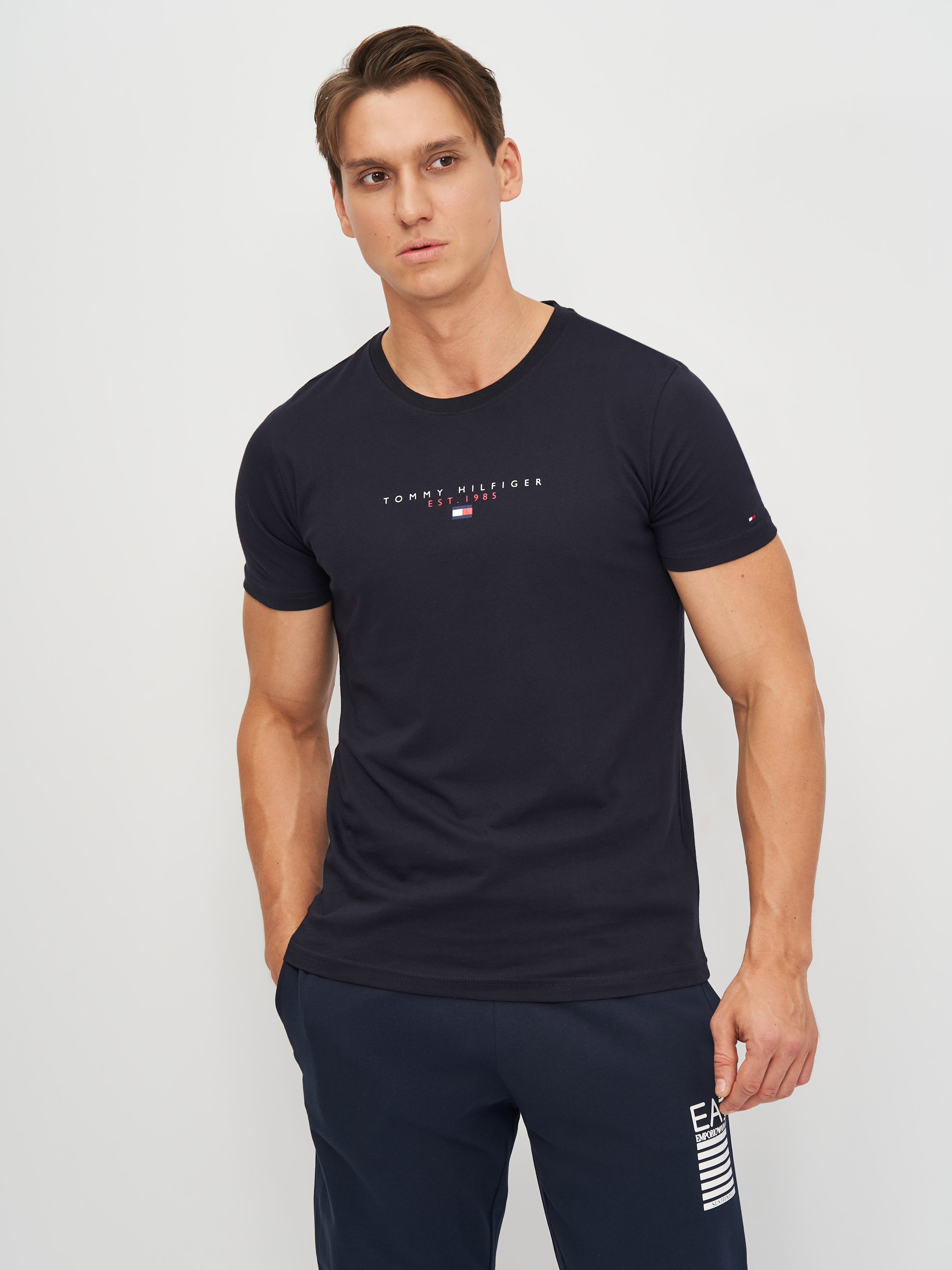 

Футболка Tommy Hilfiger 10738.4 L (48) Темно-синяя