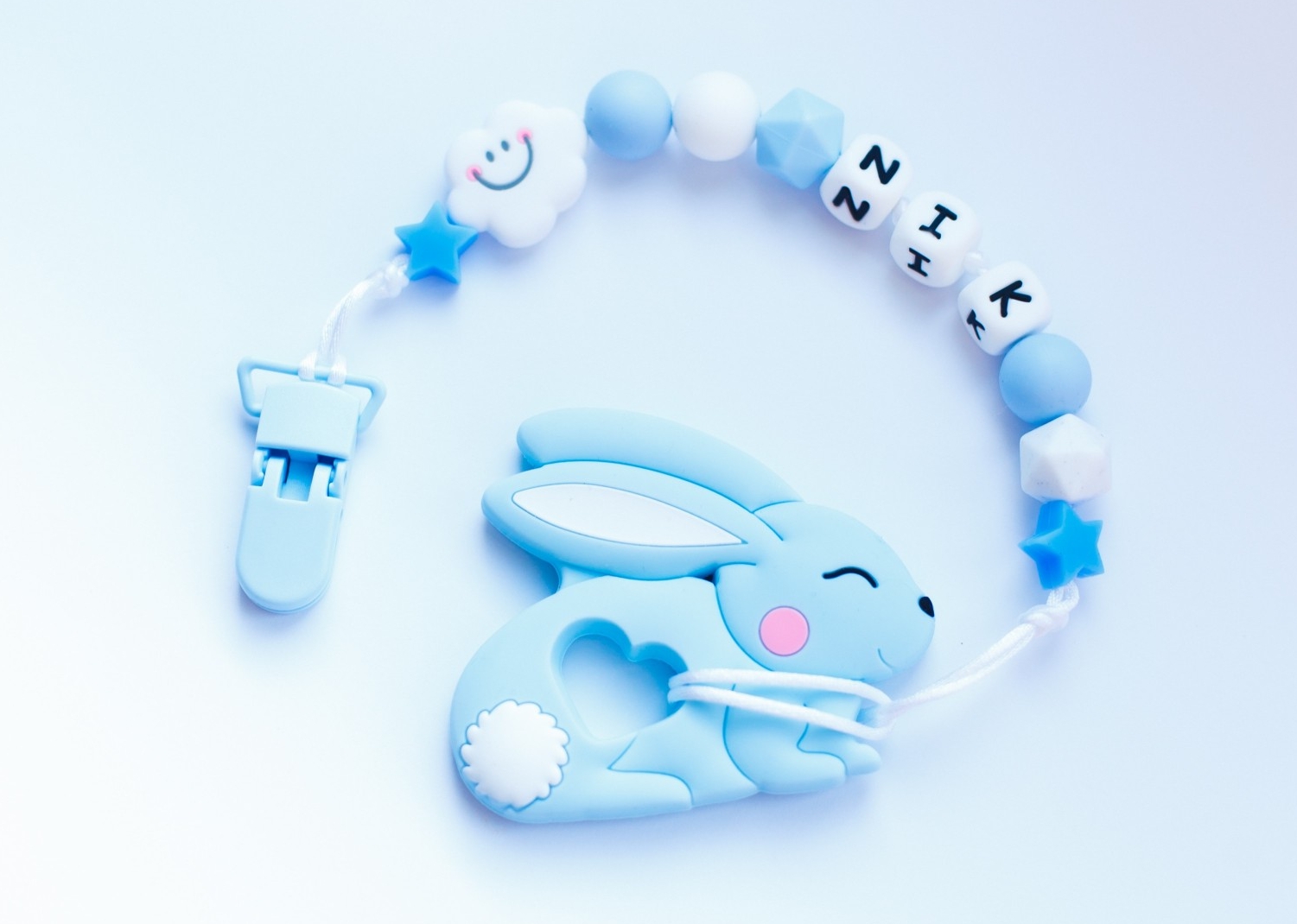 

Именной грызунок прорезыватель для зубов Голубой Зайчик (Сертифицированный пищевой силикон)