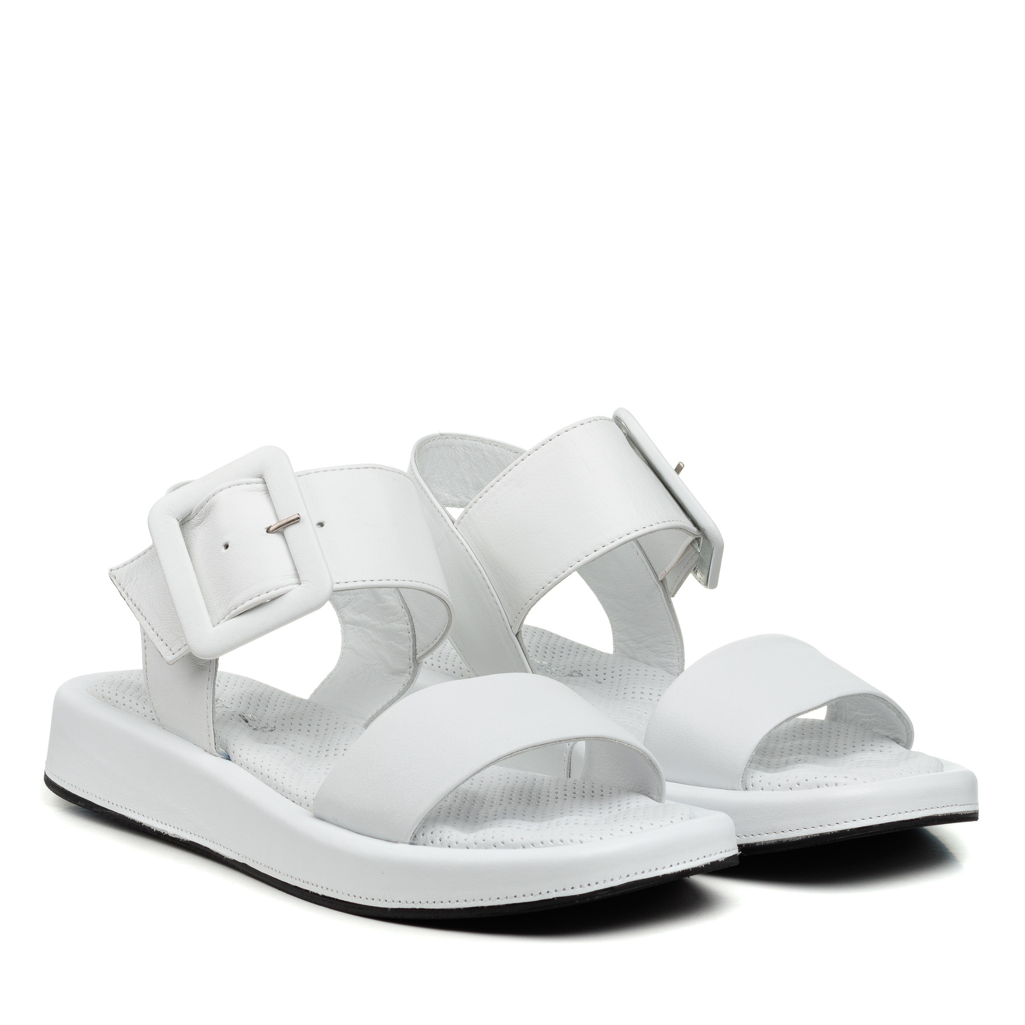 

Босоніжки Guero Білий 39 (1365ЛZА)