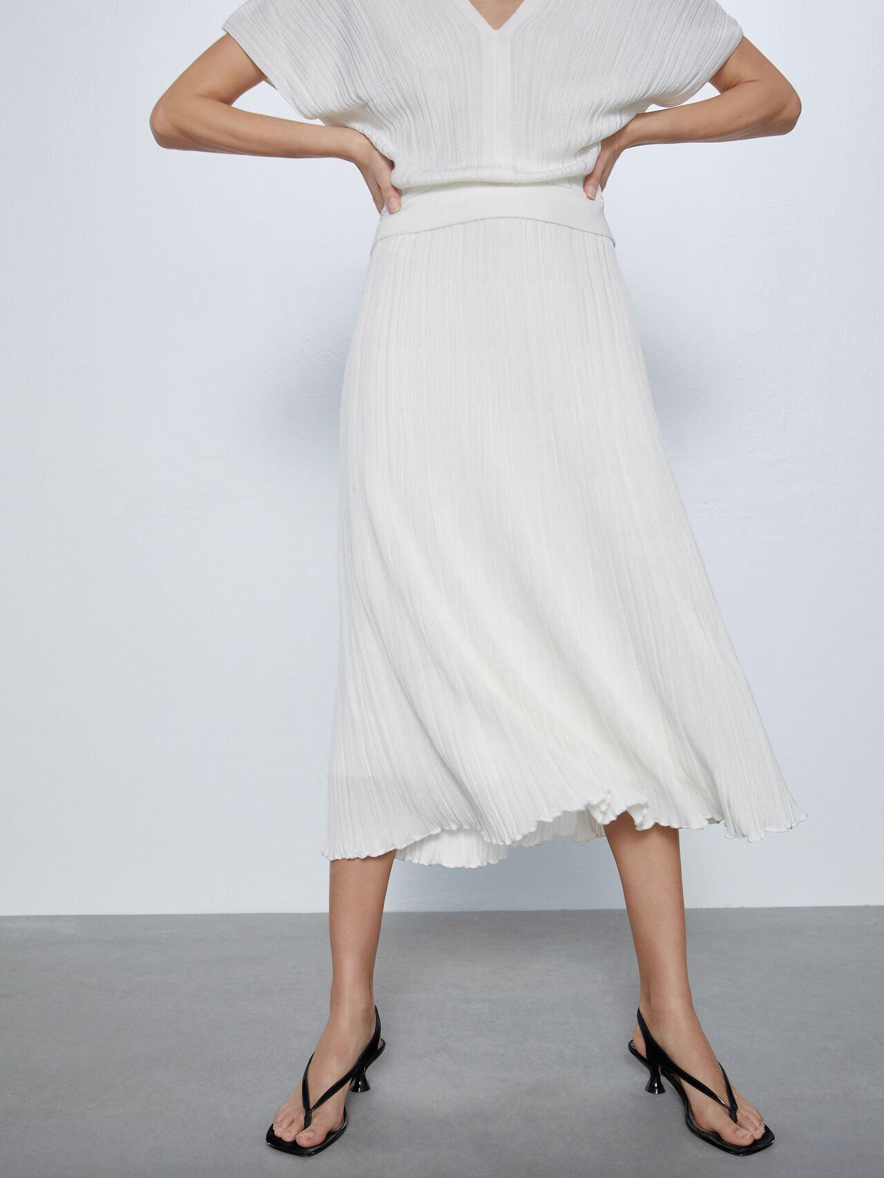 

Юбка Zara 1822/014/250-ABAK M Молочная