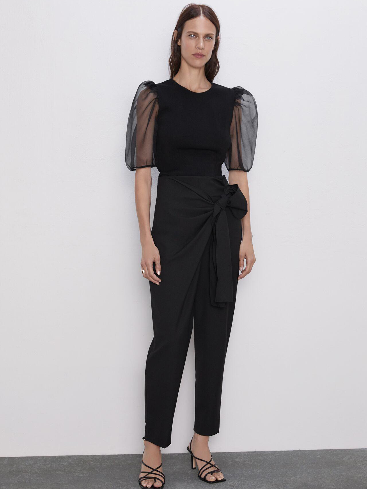 

Брюки Zara 8262/808/800-AAAD M Черные
