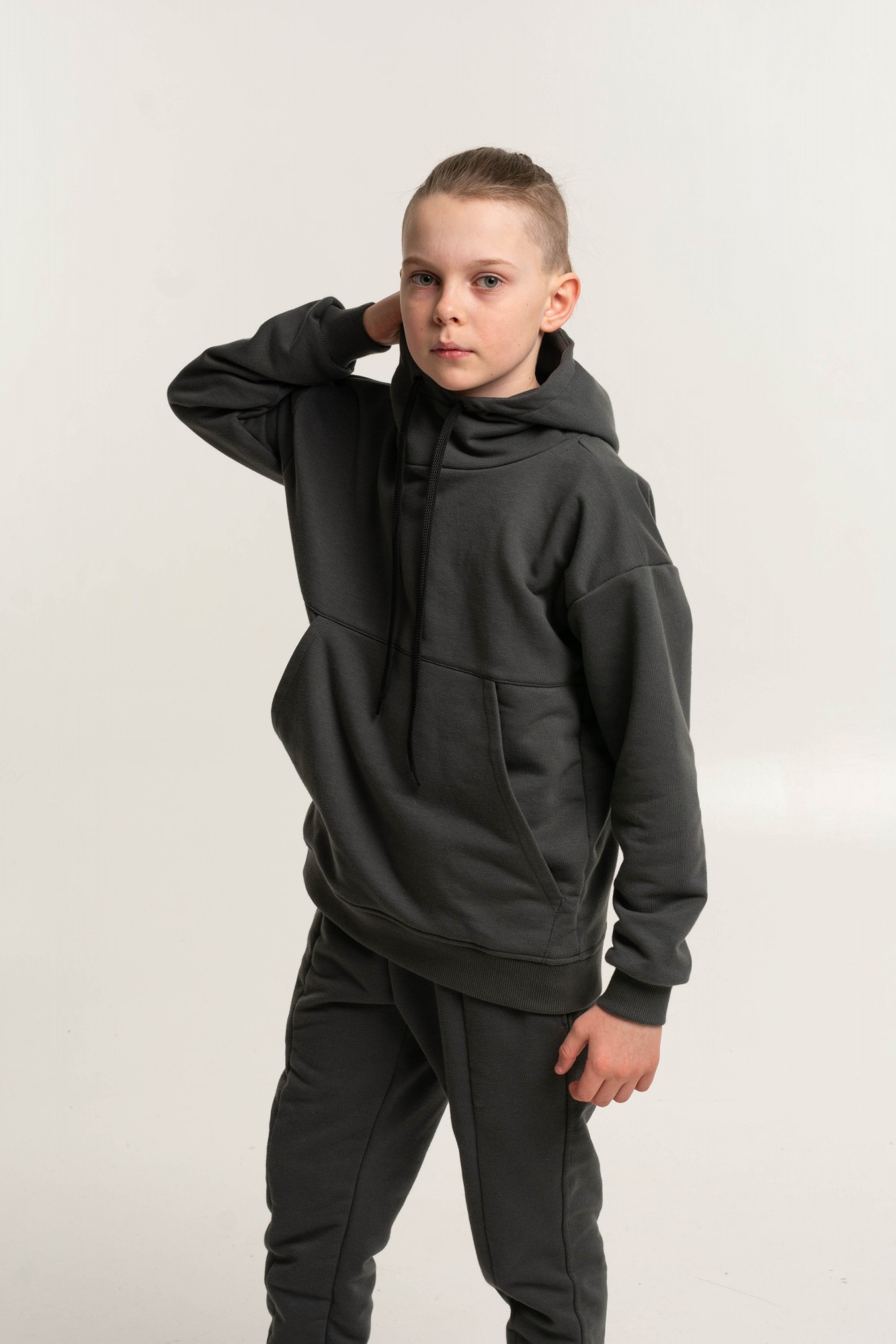

Спортивний костюм MilaClub MCL0021boys 134 графіт
