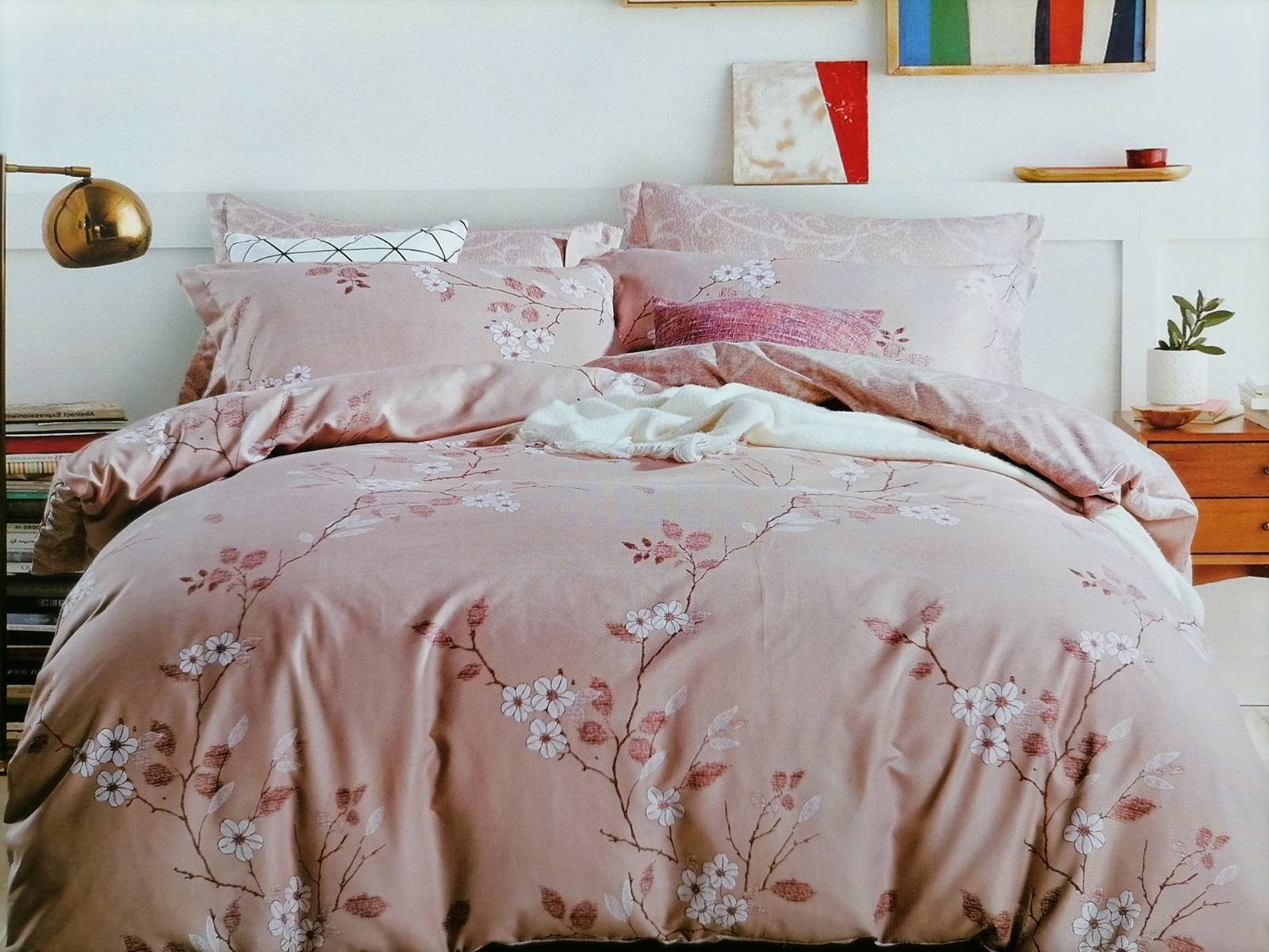

Комплект постільної білизни Шем Royal satin 180Х220 основний рожевий 94