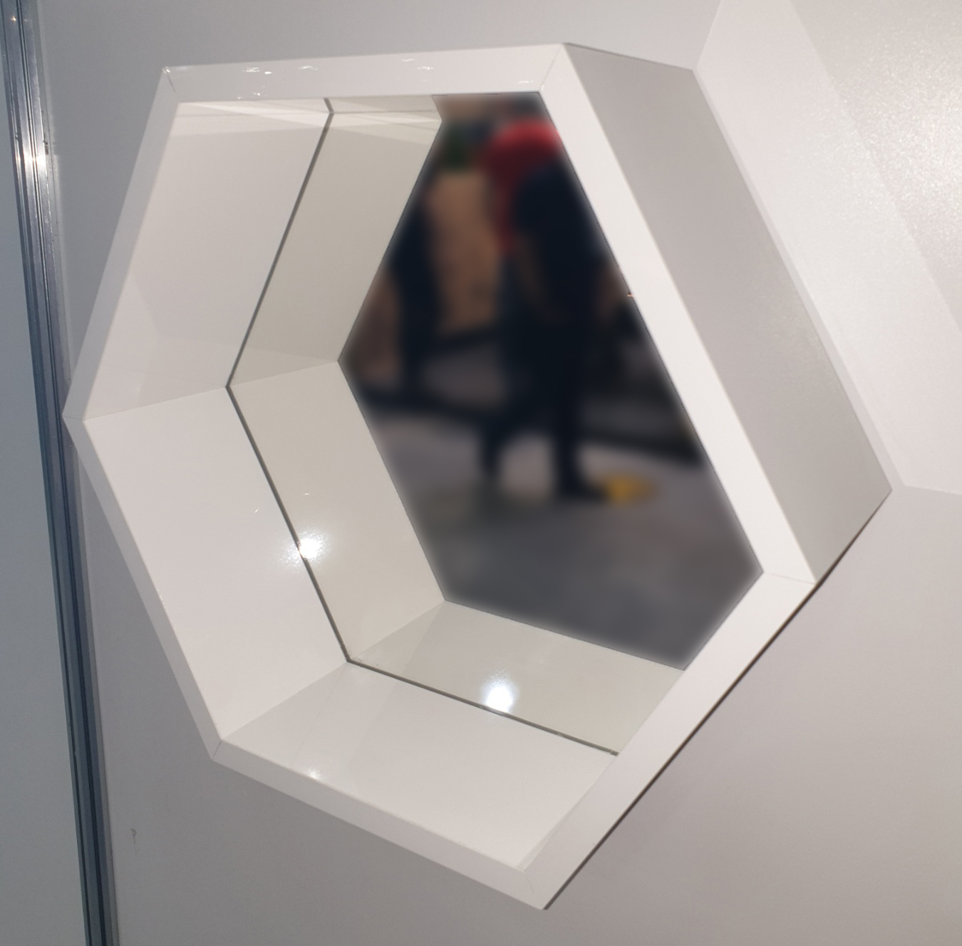 

Полка Соты lab-sv 400/500/180мм Белый глянец с зеркалом