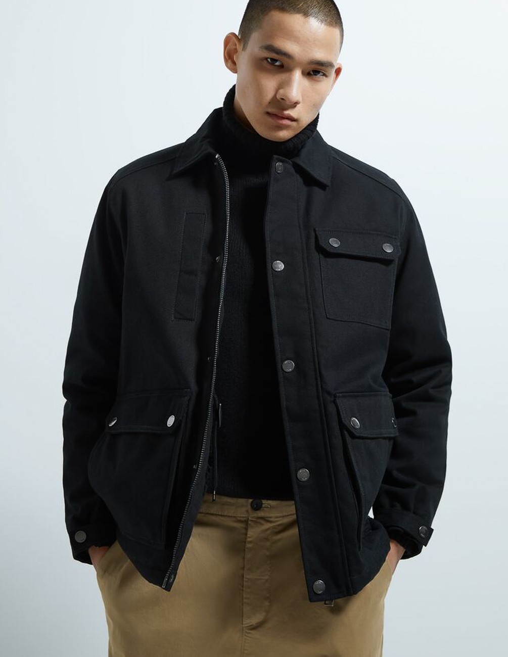 

Куртка Zara утепленная M черная 29-0019