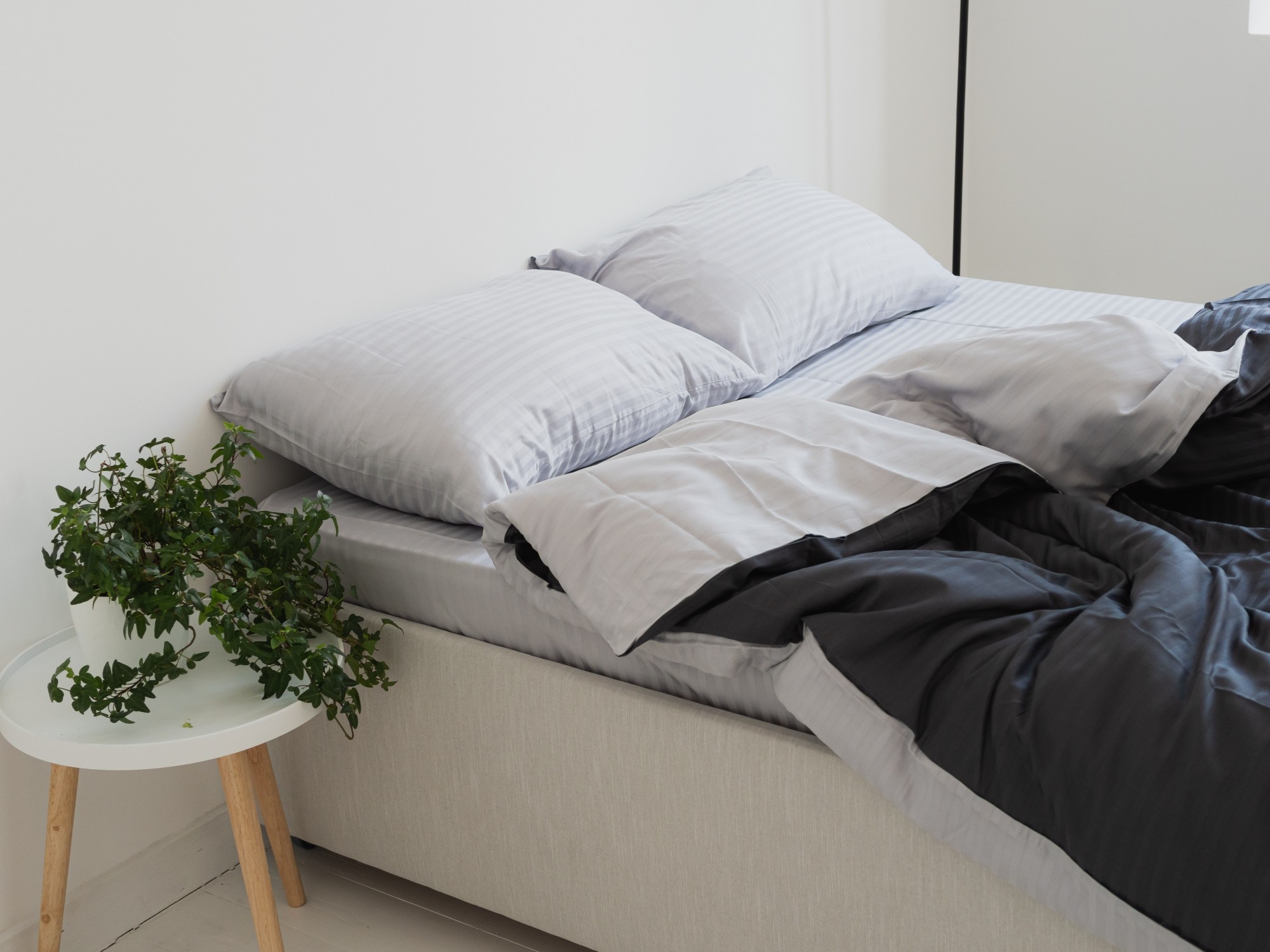 

Комплект постельного белья G.sleep Gray B страйп-сатин 150*220 см серо-голубой