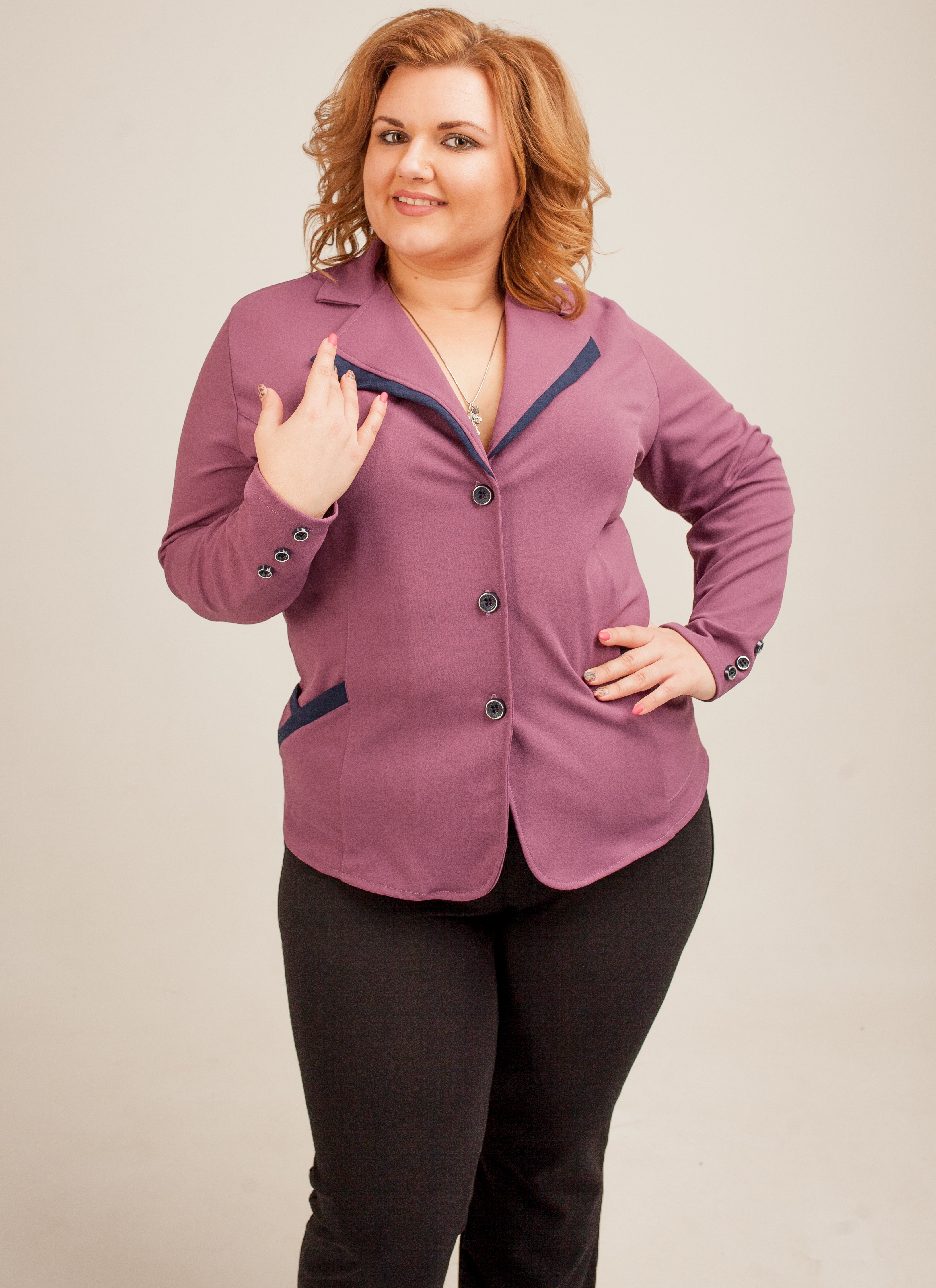 

Женский костюм Lady Look (пиджак+брюки) 9658 фиолетовый 52