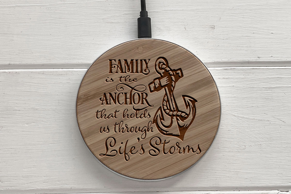 

Быстрая беспроводная деревянная зарядка SkinWood White Fast Charger Anchor