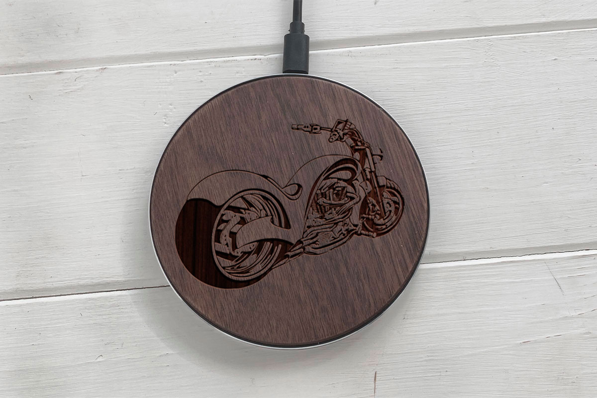 

Быстрая беспроводная деревянная зарядка SkinWood Black Fast Charge chopper