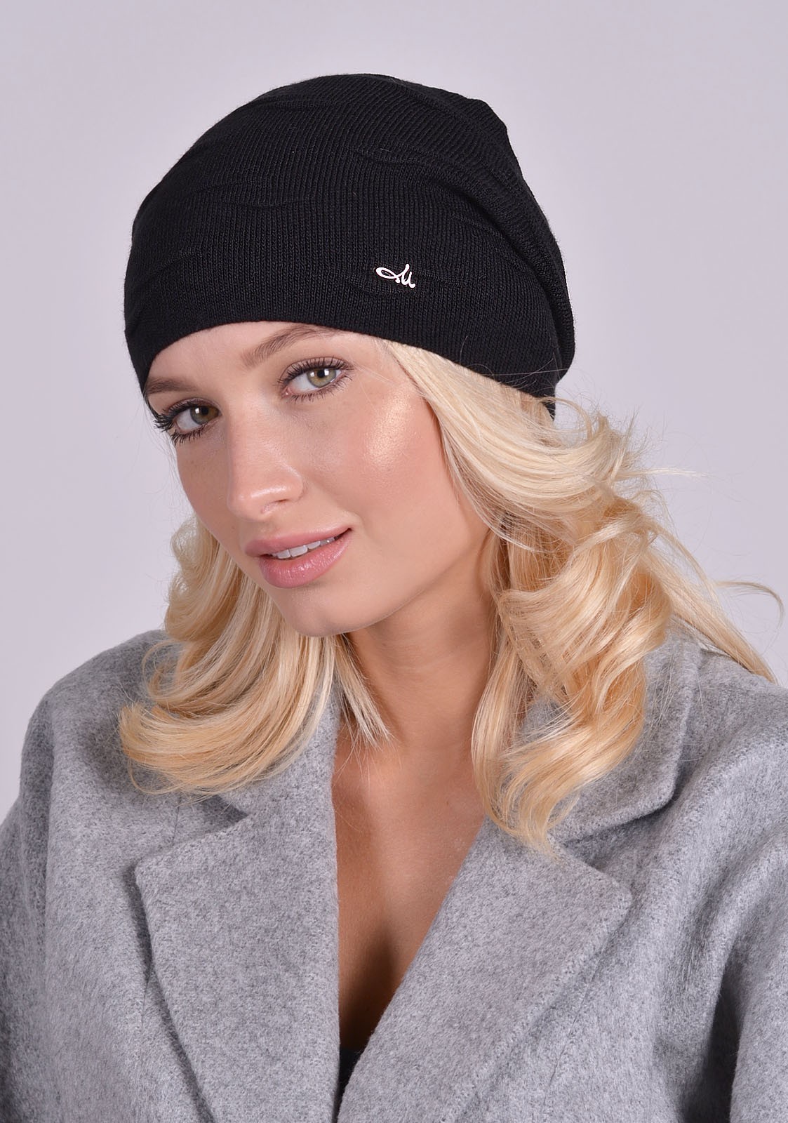 

Вязаная шапка Retto 55-60 р. 12_07 черный