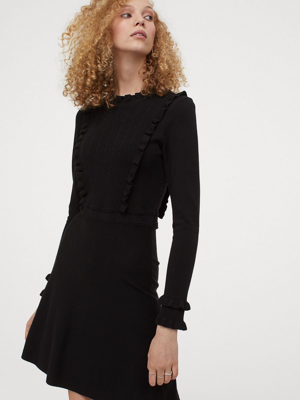 

Платье H& 0923434  Черное, Платье H&M 0923434 M Черное
