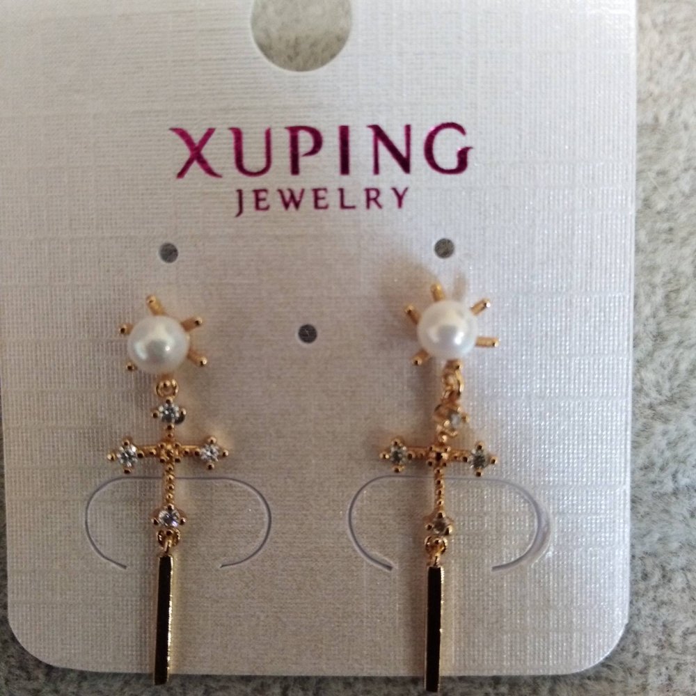 

Серьги Xuping с белым жемчугом Майорка 6х28мм позолота, ida32086
