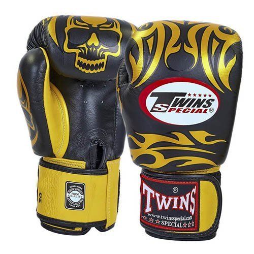 

Перчатки боксерские FBGVL3-31 Twins 14oz Черно-золотой (37426084)