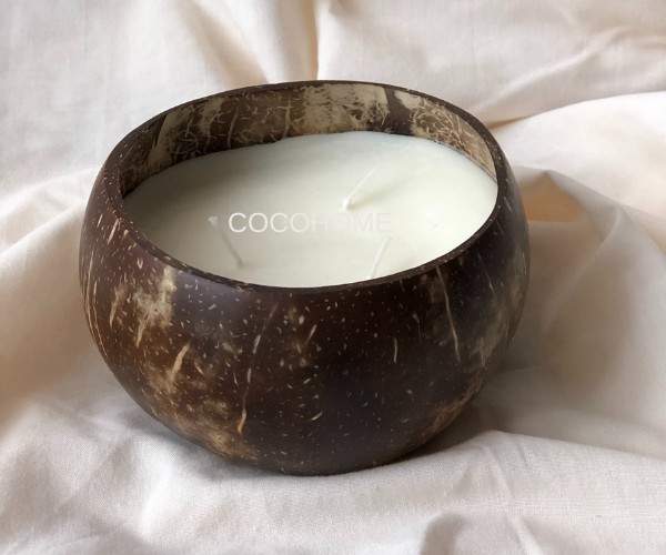

Свеча ароматическая Coconut Home из смеси натуральных восков в кокосовой чаше Лаванда (482-310)