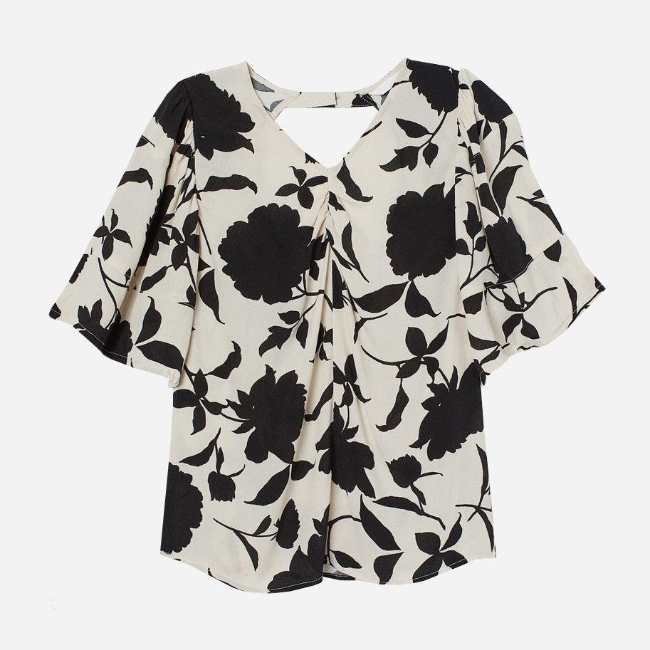 

Блузка H&M 0870290_черн.цветы  Бежевая, Блузка H&M 0870290_черн.цветы S Бежевая
