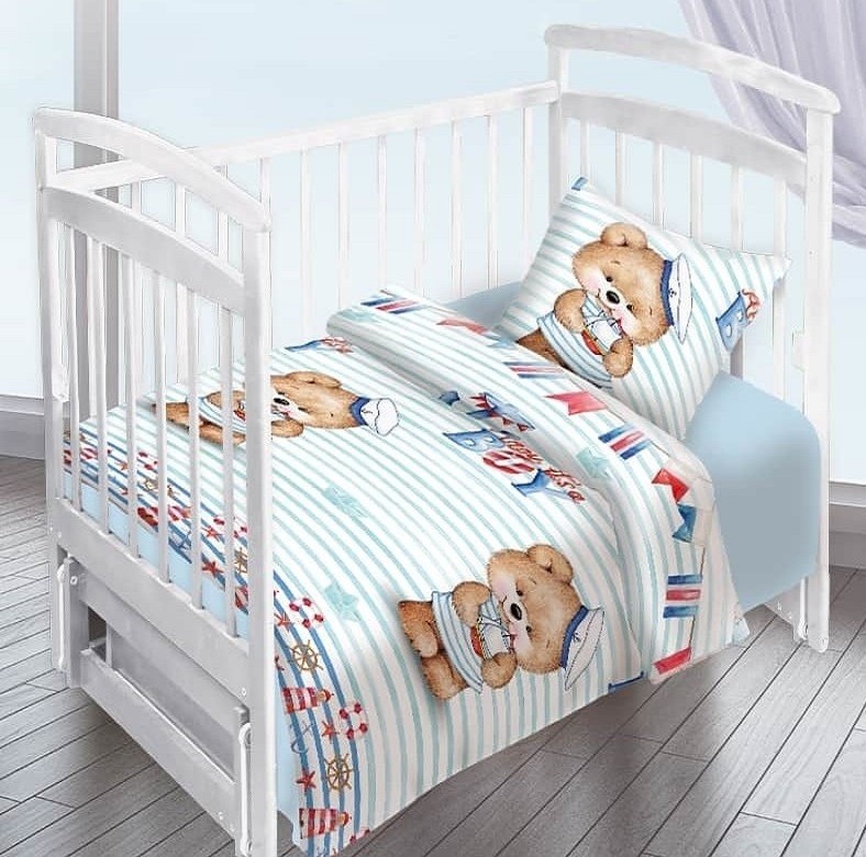 

Детское постельное белье в кроватку Мишка-морячок CottonTwill 100х150 см Поплин (ДПР016-1)