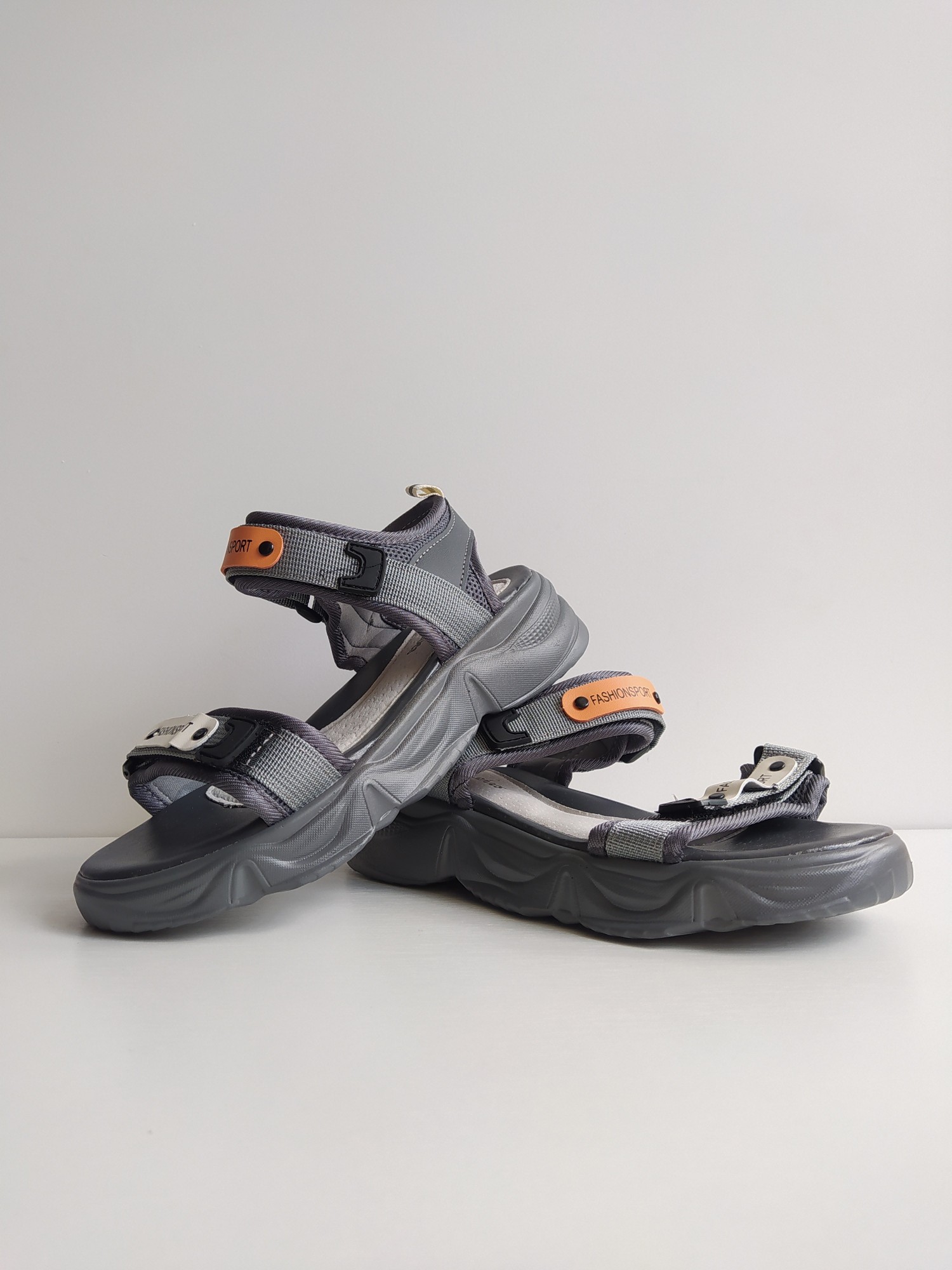 

Детские босоножки Lilin shoes 34 р 22 см серый артикул Б285
