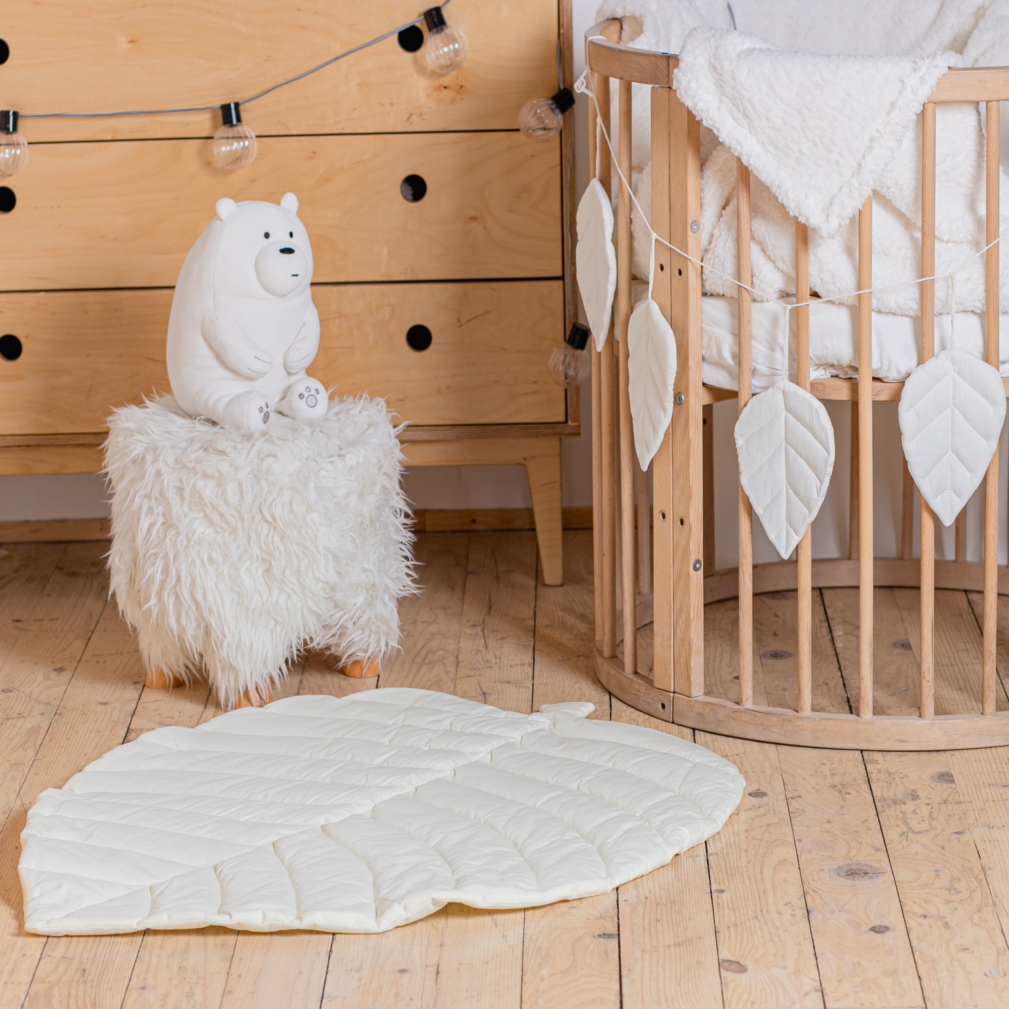 

Коврик листик в детскую комнату MammyDo Beige 93x73 см бежевый