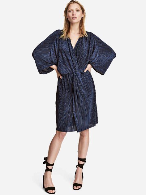 

Платье H&M 3hm05300123 M Темно-синее
