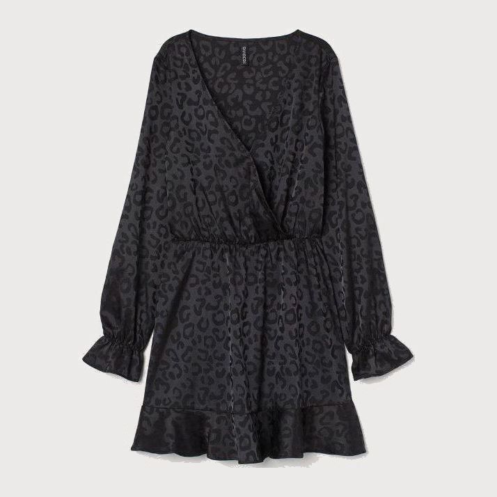 

Платье H&M 1902-8029740 40 Черное