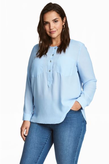 

Блуза H&M 0421044SK 48 с.синій