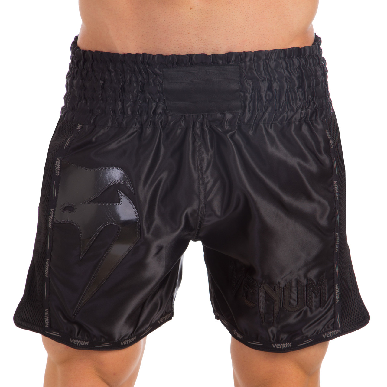 

Шорты для тайского бокса и кикбоксинга Venum Giant Heroe 0226 размер S (44-46) Black