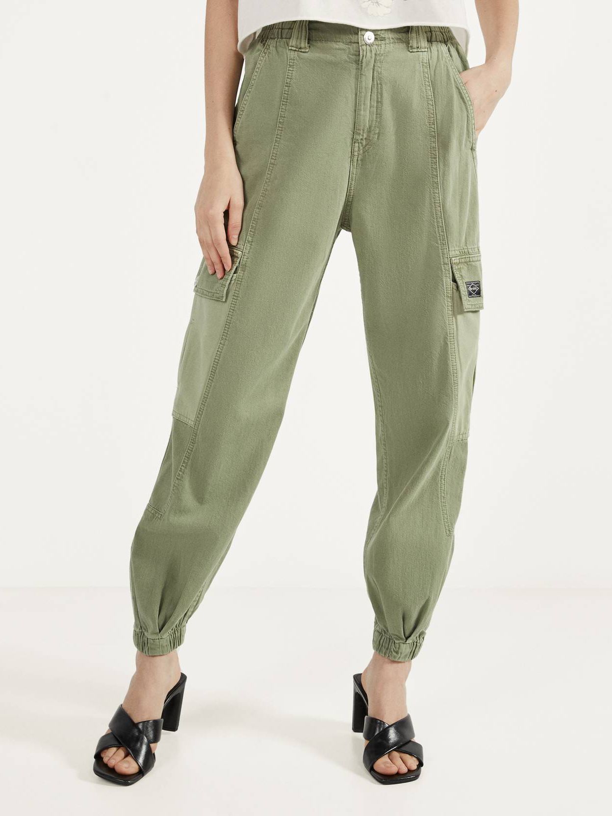 

Джинсы Bershka 00177665505  Оливковые, Джинсы Bershka 00177665505 32 Оливковые