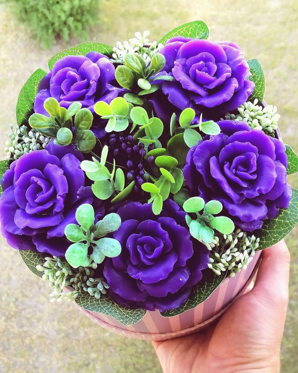 

Мильні квіти KupuiDarui в коробці Ручна робота 450 г (000112)