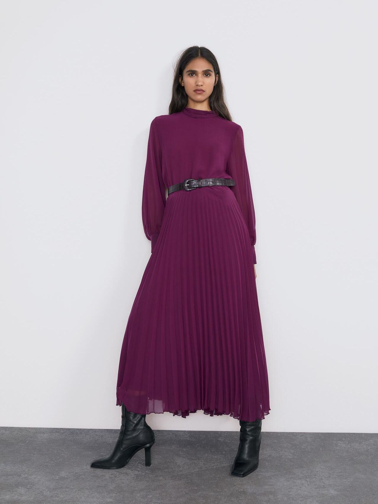 

Платье Zara 3666/204/654-ACXF M Сливовое