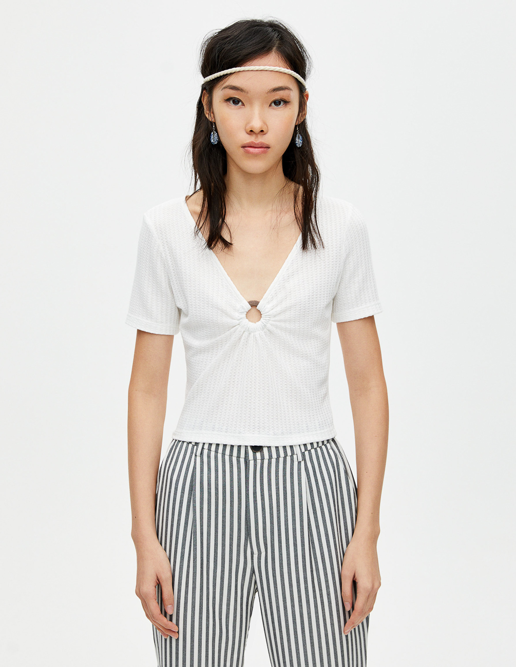 

Футболка PULL & BEAR Ж1066158 (5247/311/805) цвет белый, Футболка PULL & BEAR Ж1066158 (5247/311/805) цвет белый S