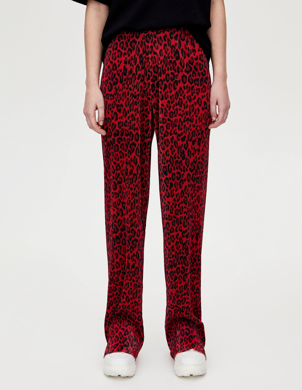 

Брюки PULL & BEAR Ж1065750 (5679/333/600) цвет красный, Брюки PULL & BEAR Ж1065750 (5679/333/600) цвет красный L