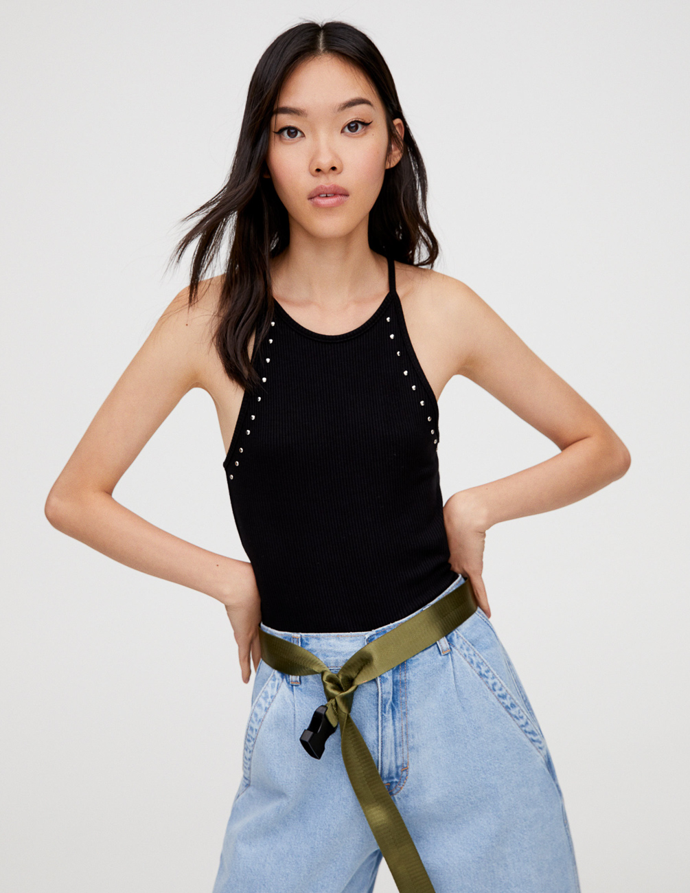 

Майка PULL & BEAR Ж1066685 (9242/381/800) цвет черный M