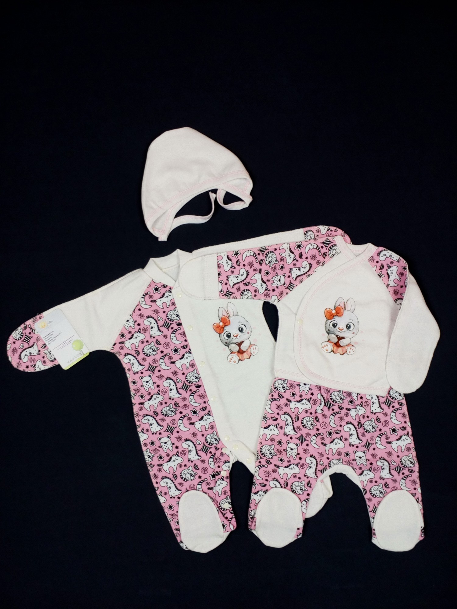 

Комплект для девочки Четвёрка HappyTot Зайка 928ф 62см молочный