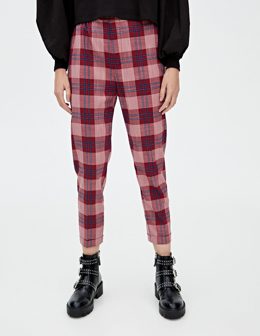 

Брюки PULL & BEAR Ж1066220 (5679/311/600) цвет бордовый, Брюки PULL & BEAR Ж1066220 (5679/311/600) цвет бордовый L