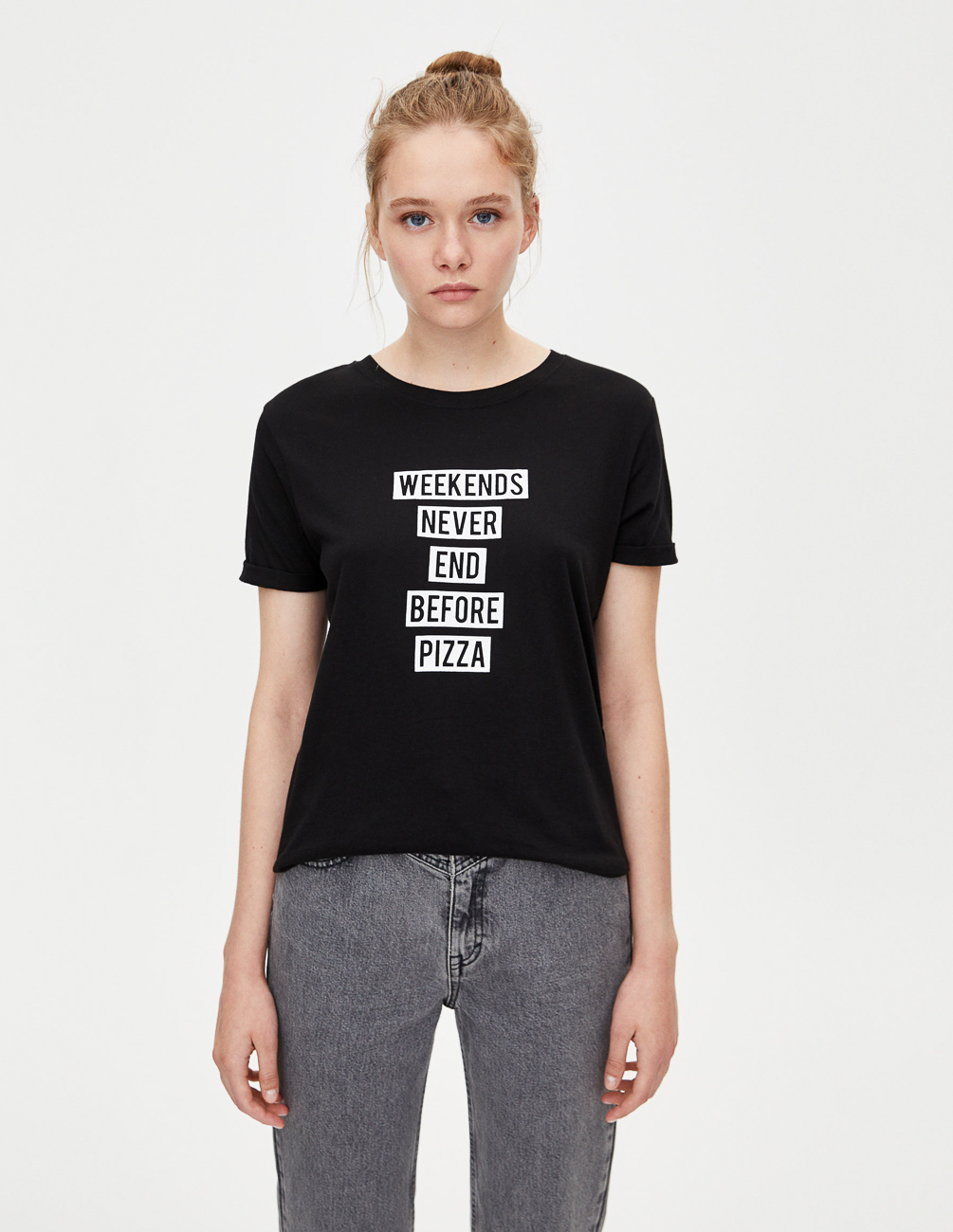 

Футболка PULL & BEAR Ж1066368 (9230/311/800) цвет черный M