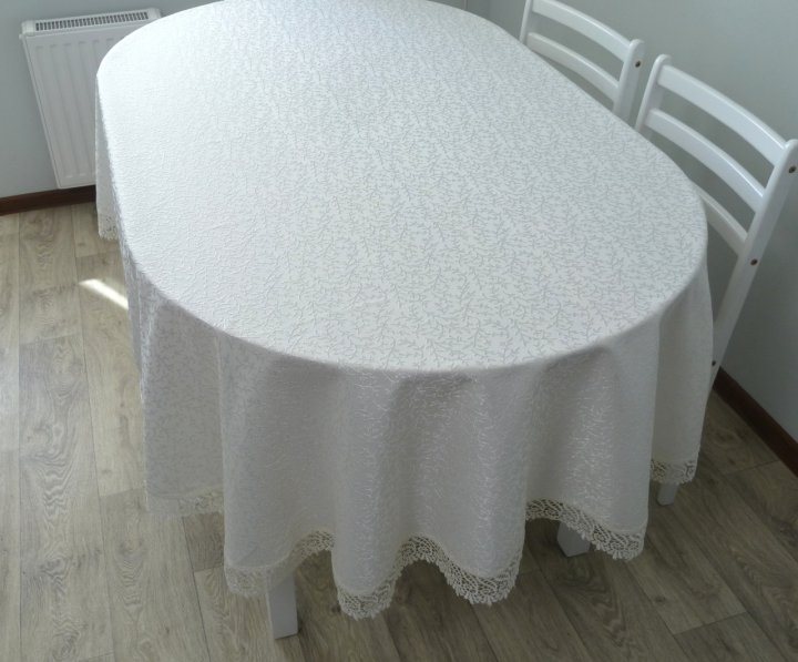 

Скатерть жаккардовая CARDION овальная Citir 160x220 кремовая, goose