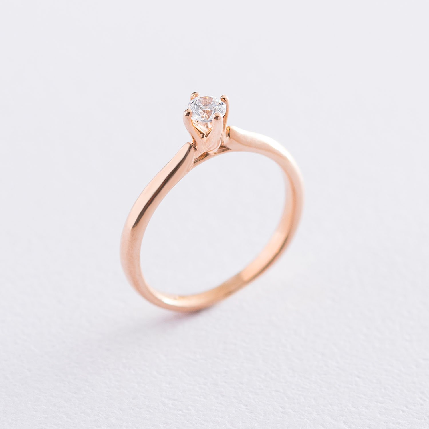 

Золотое помолвочное кольцо (циркон Swarovski) к06228 Оникс 16
